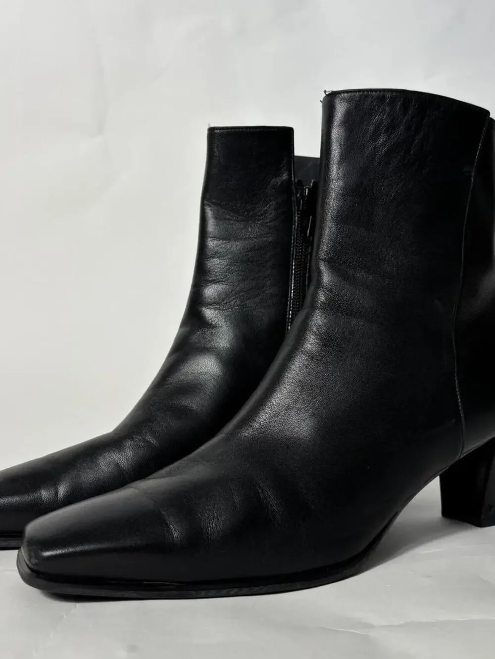 Vintage Stuart Weitzman Black Leather Ankle Boots Made in Spain Size 8.5